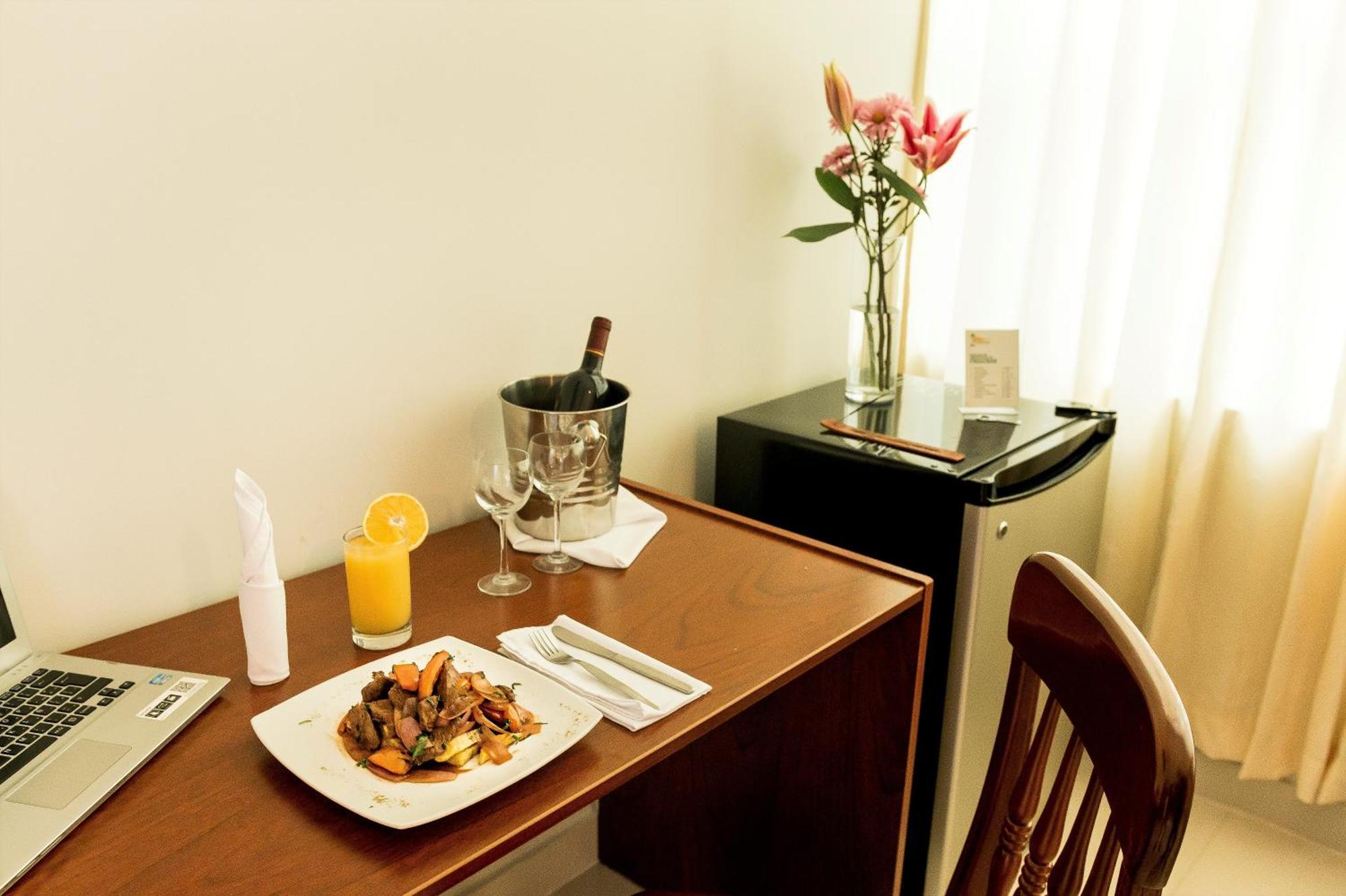 Cumbaza Hotel & Convenciones 타라포토 외부 사진